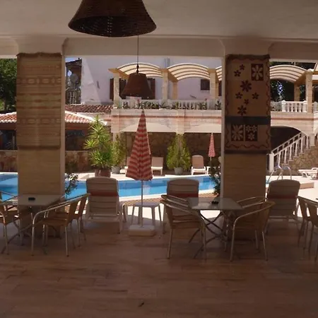 Hotel Ates 3*